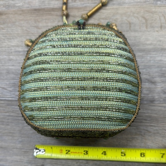 Mary Frances Beaded Evening Bag - Picture 4 of 6